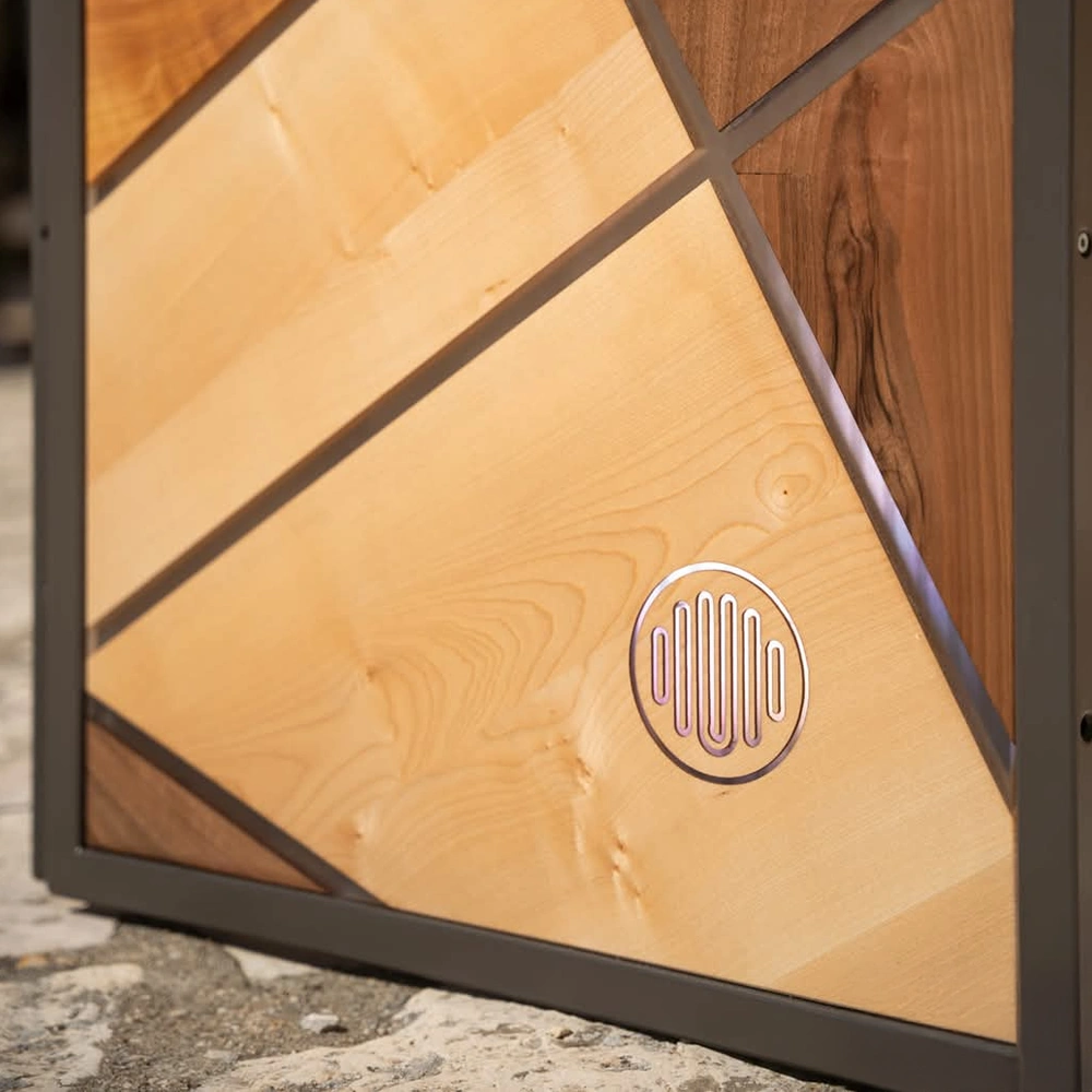 Détail du paravent DJ