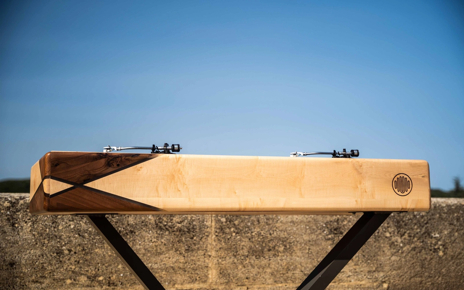 Meuble DJ sur mesure avec vue panoramique